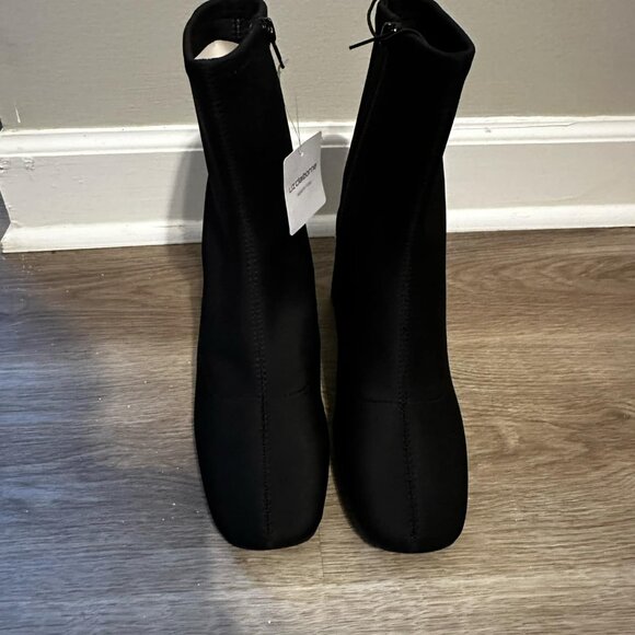 Liz Claiborne Womens Wonderful Block Heel Booties - Picture 3 of 6